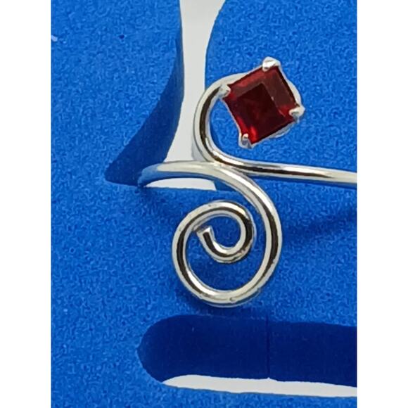Sexy Ruby Red Crystal Rhinestone Toe Ring Adjustable Size  Sterling Silver NEW - Picture 7 of 8